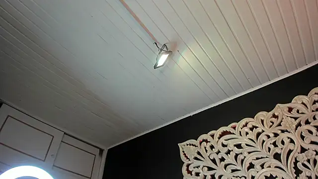 Ammy nova online show from 03-18-26, 08:01