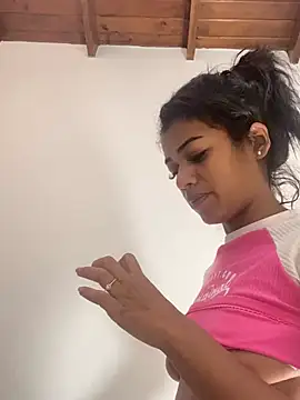 BarbieHotLaura online show from 01-11-25, 04:14