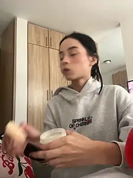 Snapshot of salome-brown chatting on 11-21-25, 09:13 salome-brown online show from 11-21-25, 09:13