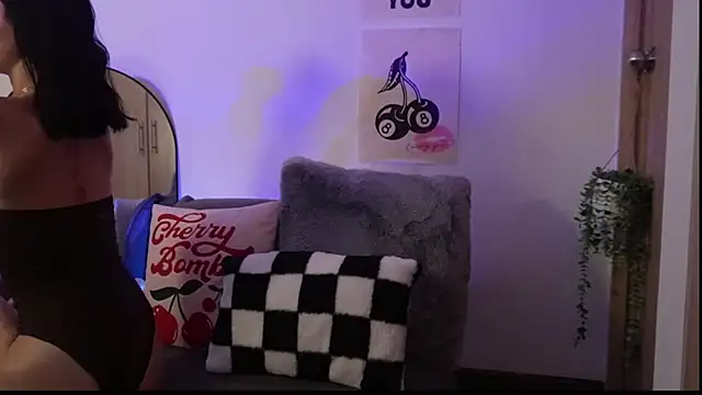 Snapshot of salome-brown chatting on 12-04-25, 10:07 salome-brown online show from 12-04-25, 10:07