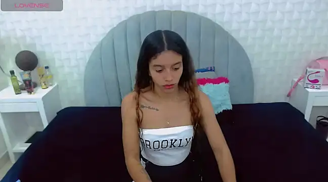 charlotte 0309 online show from 03-20-25, 06:31