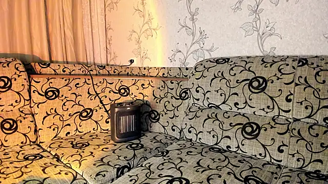 insanely-sweet online show from 12-02-24, 08:11