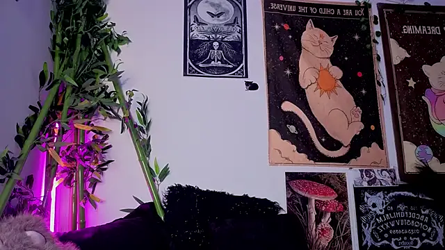 Nyx nayla online show from 04-16-26, 09:26