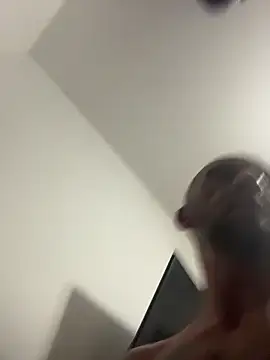 Snapshot of DaddySonBR chatting on 12-14-25, 06:08 DaddySonBR online show from 12-14-25, 06:08