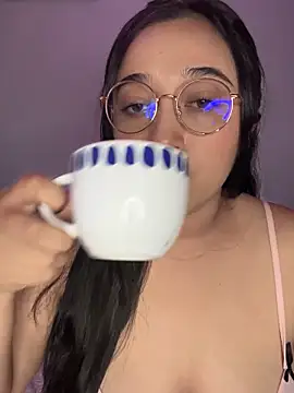 Snapshot of cata_megan chatting on 02-11-25, 10:07 cata megan online show from 02-11-25, 10:07