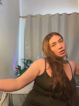 Snapshot of emmily_d chatting on 06-20-26, 07:49 emmily d online show from 06-20-26, 07:49