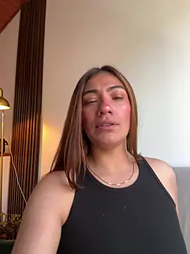Snapshot of emmily_d chatting on 07-30-26, 06:40 emmily d online show from 07-30-26, 06:40