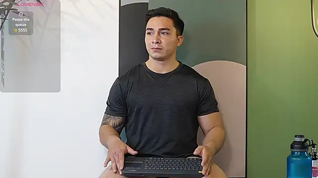 Ryan Hunt online show from 02-18-25, 02:59