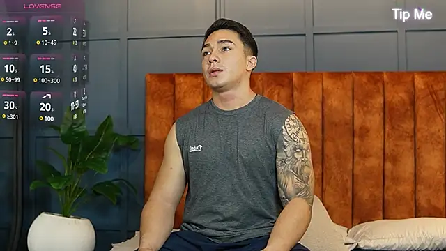 Ryan Hunt online show from 03-11-25, 11:44