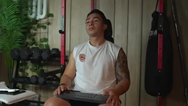 Ryan Hunt online show from 10-10-25, 01:10