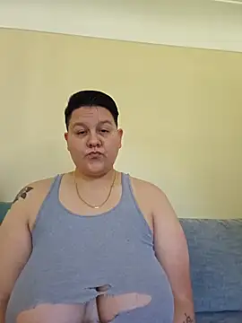 Snapshot of DevilDahm chatting on 05-31-26, 07:37 DevilDahm online show from 05-31-26, 07:37