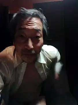 Snapshot of agaupt2 chatting on 11-18-25, 05:06 agaupt2 online show from 11-18-25, 05:06