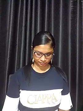 Snapshot of Sensual_indian7 chatting on 11-30-25, 11:36 Sensual indian7 online show from 11-30-25, 11:36