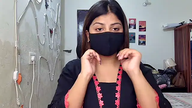 Snapshot of Hoty-Shivangi chatting on 06-30-26, 09:49 Hoty-Shivangi online show from 06-30-26, 09:49