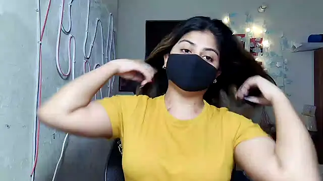 Snapshot of Hoty-Shivangi chatting on 07-30-26, 11:31 Hoty-Shivangi online show from 07-30-26, 11:31