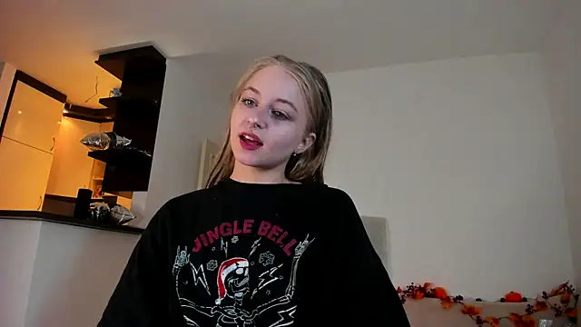 MiaMews online show from 09-17-25, 10:39