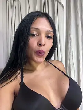 Snapshot of MOMMYJEVAA chatting on 10-06-25, 02:47 MOMMYJEVAA online show from 10-06-25, 02:47