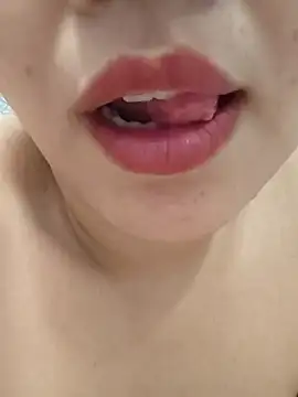 girldam95 online show from 12-21-25, 10:44