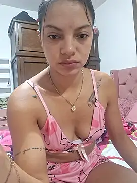 Snapshot of Daila_20_ chatting on 01-10-26, 03:19 Daila 20 online show from 01-10-26, 03:19