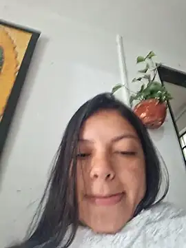 Snapshot of Daila_20_ chatting on 02-18-26, 10:28 Daila 20 online show from 02-18-26, 10:28