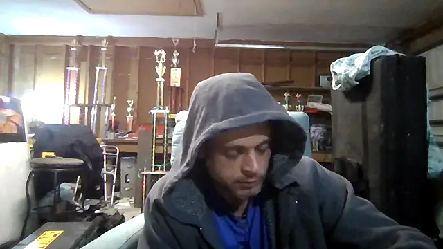 Snapshot of Buffshagswell chatting on 03-10-25, 06:16 Buffshagswell online show from 03-10-25, 06:16