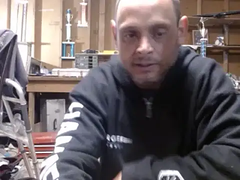 Snapshot of Buffshagswell chatting on 03-11-25, 01:16 Buffshagswell online show from 03-11-25, 01:16