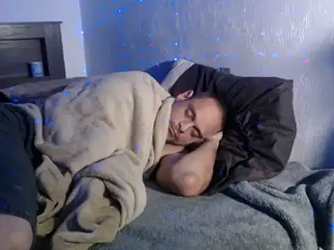 Snapshot of Buffshagswell chatting on 03-13-25, 07:31 Buffshagswell online show from 03-13-25, 07:31