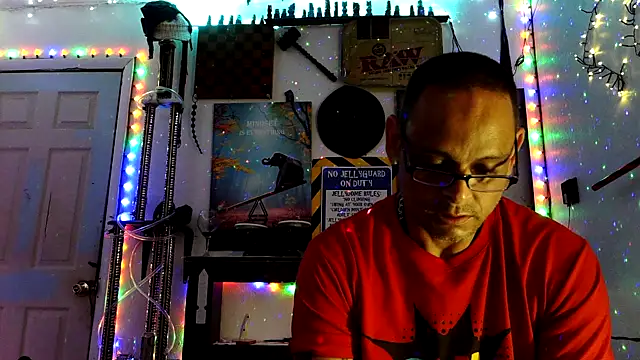 Snapshot of Buffshagswell chatting on 09-11-25, 01:22 Buffshagswell online show from 09-11-25, 01:22