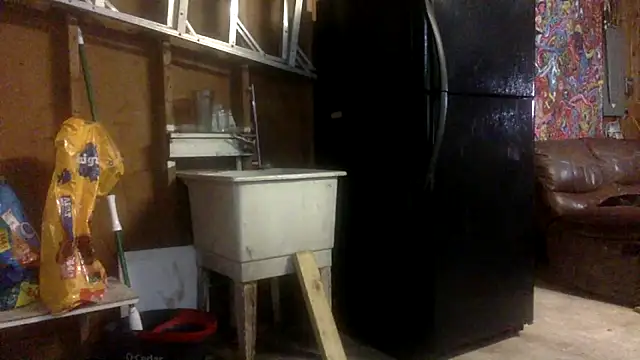 Snapshot of Buffshagswell chatting on 09-17-25, 06:20 Buffshagswell online show from 09-17-25, 06:20