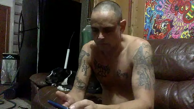 Snapshot of Buffshagswell chatting on 10-06-25, 04:26 Buffshagswell online show from 10-06-25, 04:26