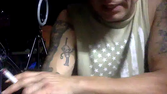 Snapshot of Buffshagswell chatting on 10-09-25, 12:30 Buffshagswell online show from 10-09-25, 12:30