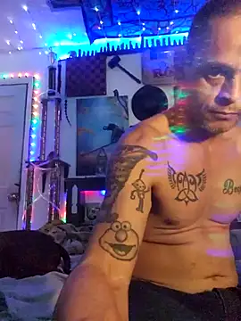 Snapshot of Buffshagswell chatting on 10-24-25, 06:48 Buffshagswell online show from 10-24-25, 06:48