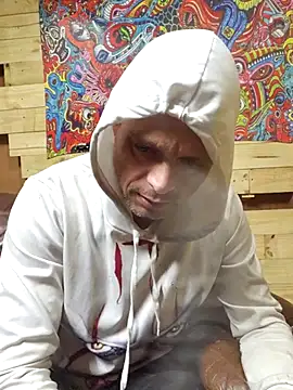 Snapshot of Buffshagswell chatting on 10-31-25, 12:17 Buffshagswell online show from 10-31-25, 12:17