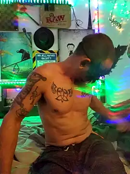 Snapshot of Buffshagswell chatting on 11-01-25, 12:45 Buffshagswell online show from 11-01-25, 12:45