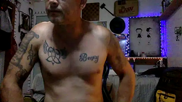 Snapshot of Buffshagswell chatting on 04-30-26, 09:19 Buffshagswell online show from 04-30-26, 09:19