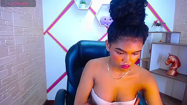 Snapshot of Melody_Stan chatting on 10-10-25, 05:34 Melody Stan online show from 10-10-25, 05:34