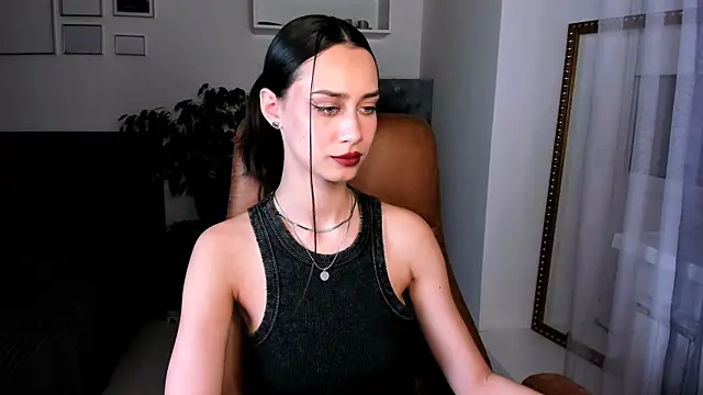 Snapshot of unaericaabistrong chatting on 12-21-24, 10:30 unaericaabistrong online show from 12-21-24, 10:30