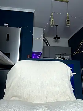 NickiLike online show from 09-28-25, 05:07