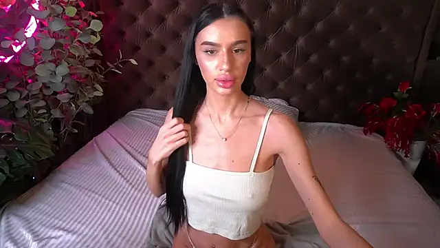 Snow WhiteeeX online show from 11-27-25, 06:48