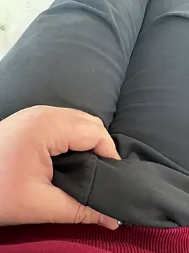 Snapshot of reelciii21 chatting on 02-22-25, 11:24 reelciii21 online show from 02-22-25, 11:24