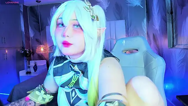 Snapshot of AHRI_LEE chatting on 01-01-25, 01:26 AHRI LEE online show from 01-01-25, 01:26