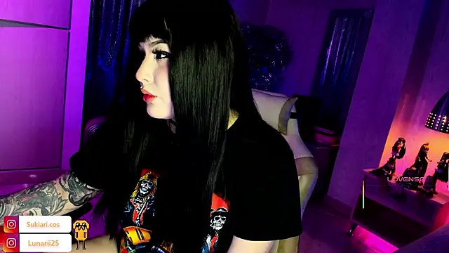 AHRI LEE online show from 12-19-25, 10:06