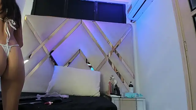 ninaht online show from 01-26-25, 01:31