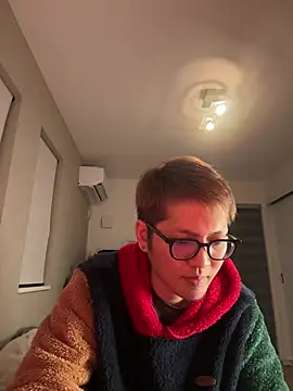 Snapshot of kensnb chatting on 01-18-25, 01:40 kensnb online show from 01-18-25, 01:40