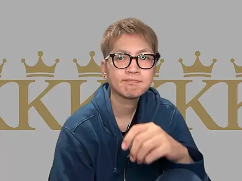 Snapshot of kensnb chatting on 12-17-25, 07:20 kensnb online show from 12-17-25, 07:20