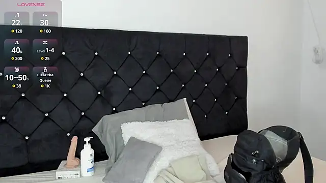 Snapshot of Natasha_by chatting on 01-14-25, 03:36 Natasha by online show from 01-14-25, 03:36