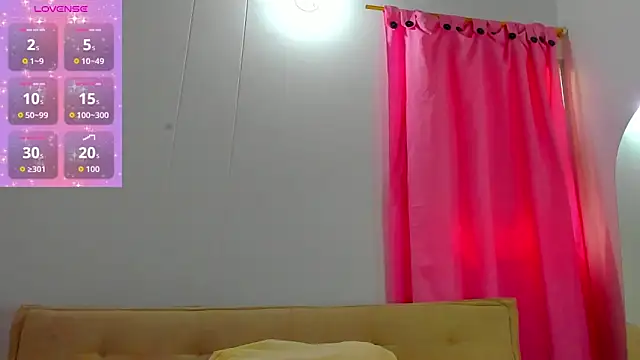 Snapshot of Natasha_by chatting on 09-11-25, 01:55 Natasha by online show from 09-11-25, 01:55