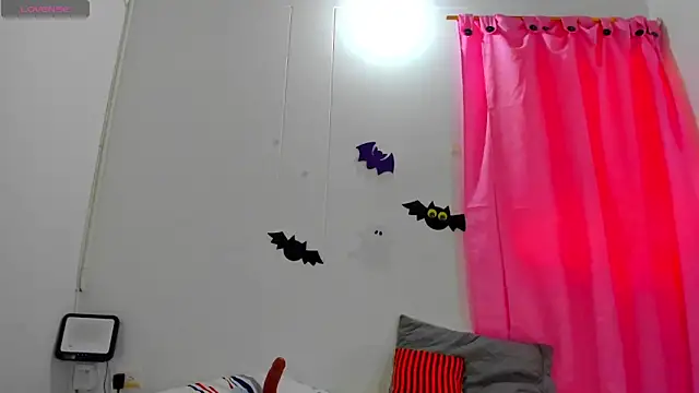 Snapshot of Natasha_by chatting on 10-04-25, 02:48 Natasha by online show from 10-04-25, 02:48