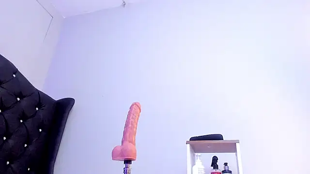 lannarusso  online show from 02-20-25, 05:51