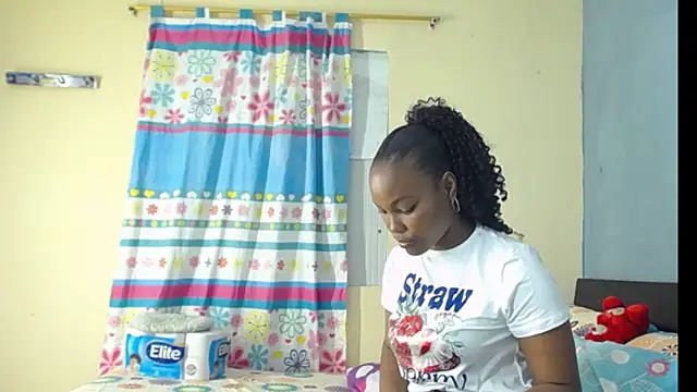 Madison  12 online show from 02-13-25, 02:12